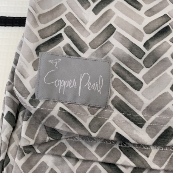 Copper Pearl Car seat/Nursing cover EUC - Picture 3 of 3